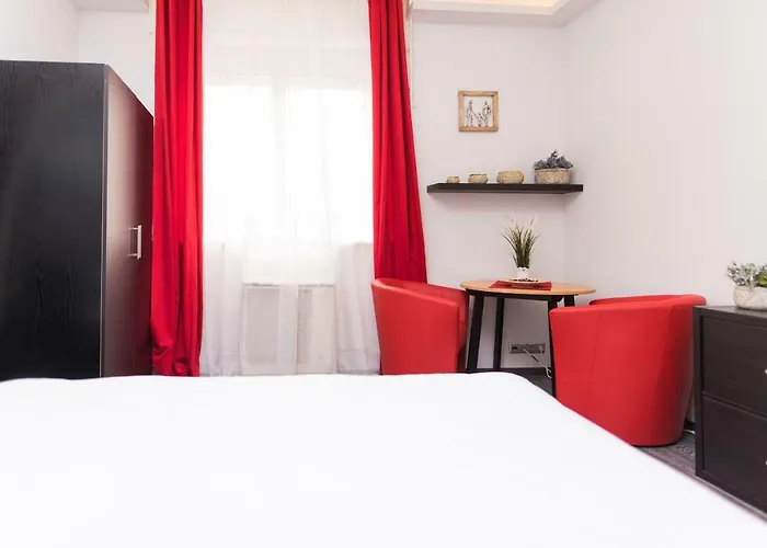 Nerorosso Apartment *