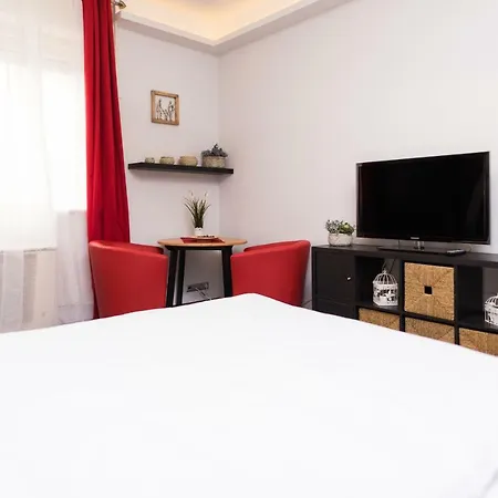 Nerorosso Апартаменты